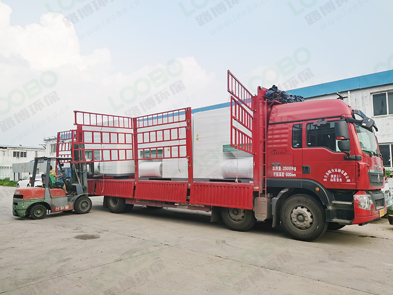濾筒除塵器發(fā)往江西某汽車(chē)制造企業(yè).jpg