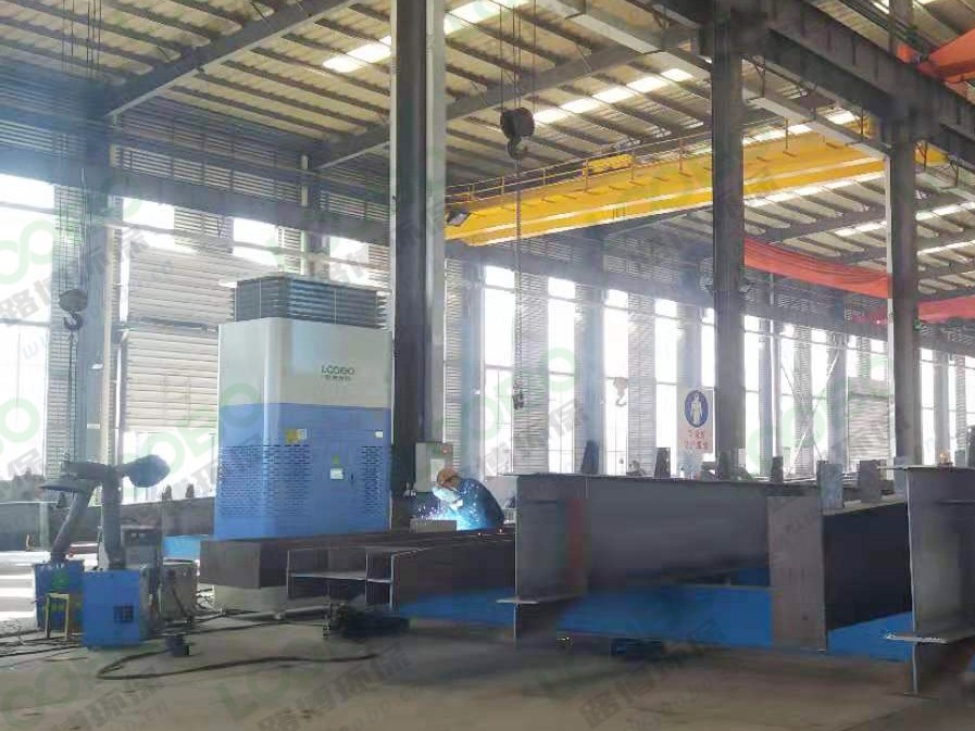 高效凈化，循環(huán)利用，自循環(huán)煙塵凈化一體機(jī)，助力綠色生產(chǎn)，打造無塵車間.jpg
